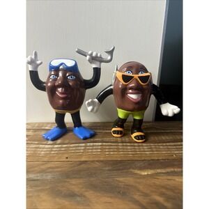 RARE VINTAGE California Raisins Ceramic Figures Set of 2 Beach Pool Themed